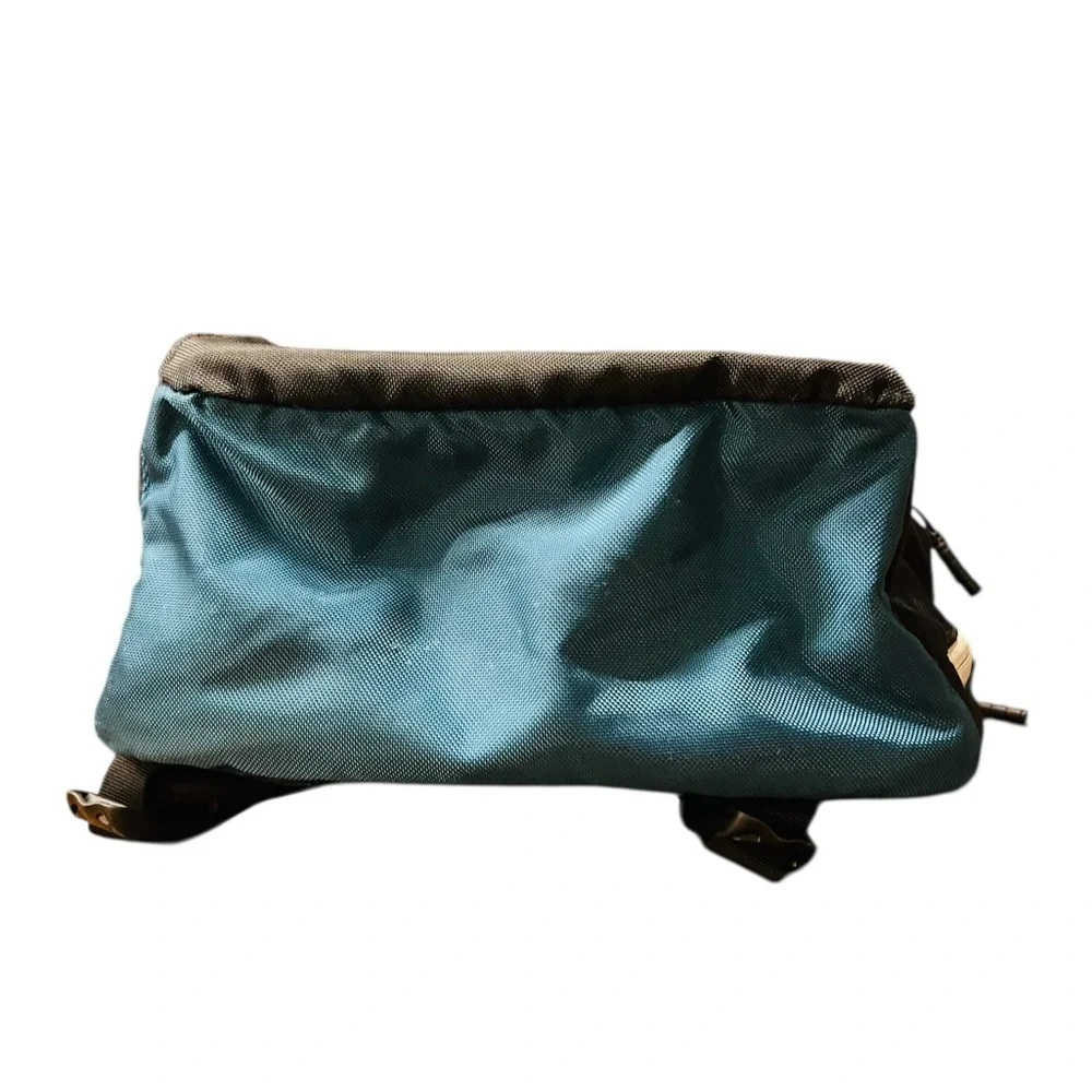 Timbuk2 Blackbird Laptop Tablet Holds 15” MacBook